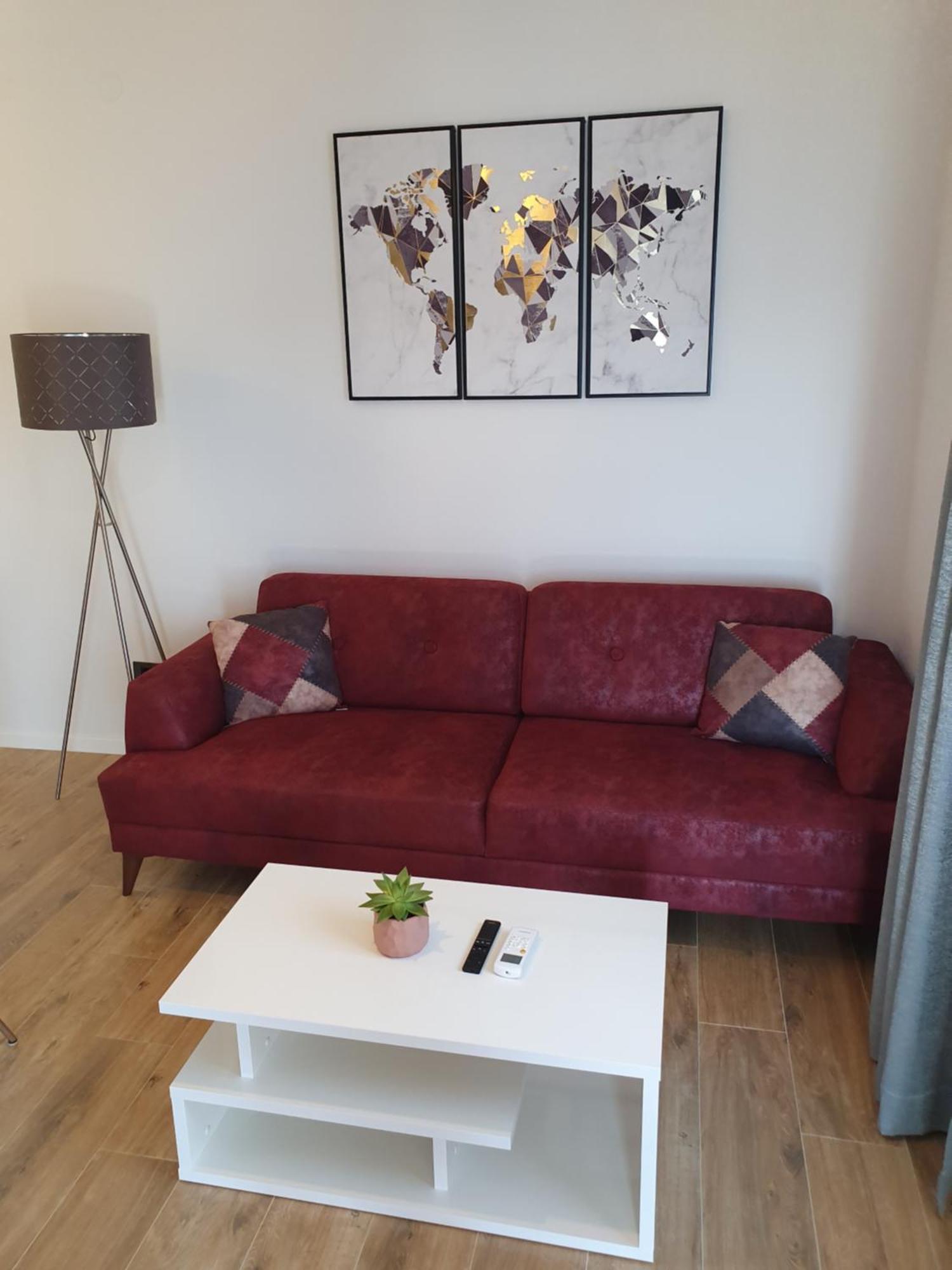 Apartman Oneum Omiš Exteriör bild