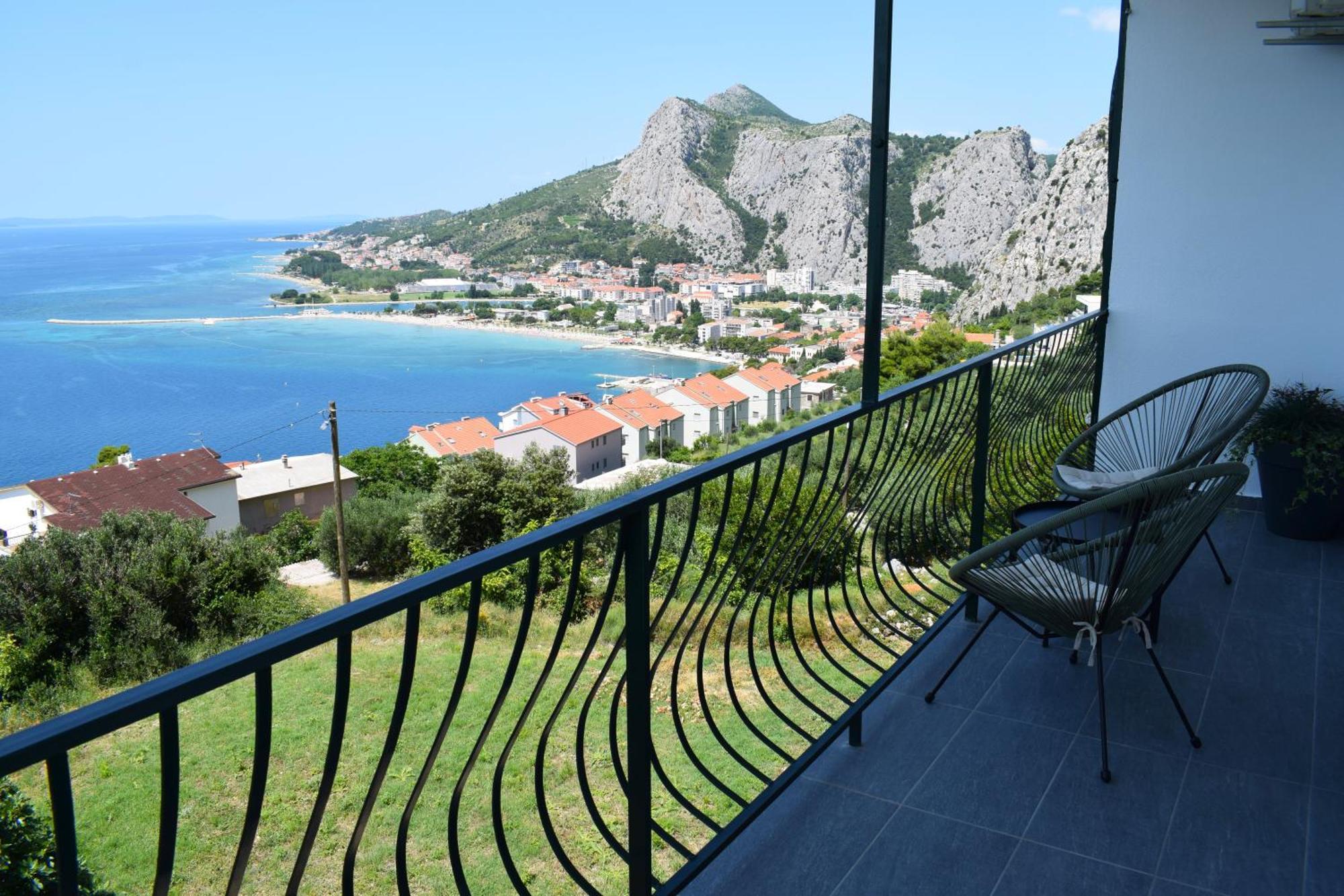 Apartman Oneum Omiš Exteriör bild